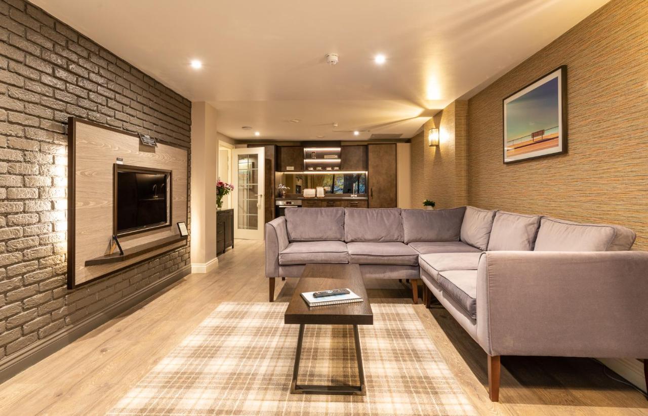 The Lawrance Luxury Aparthotel - יורק מראה חיצוני תמונה