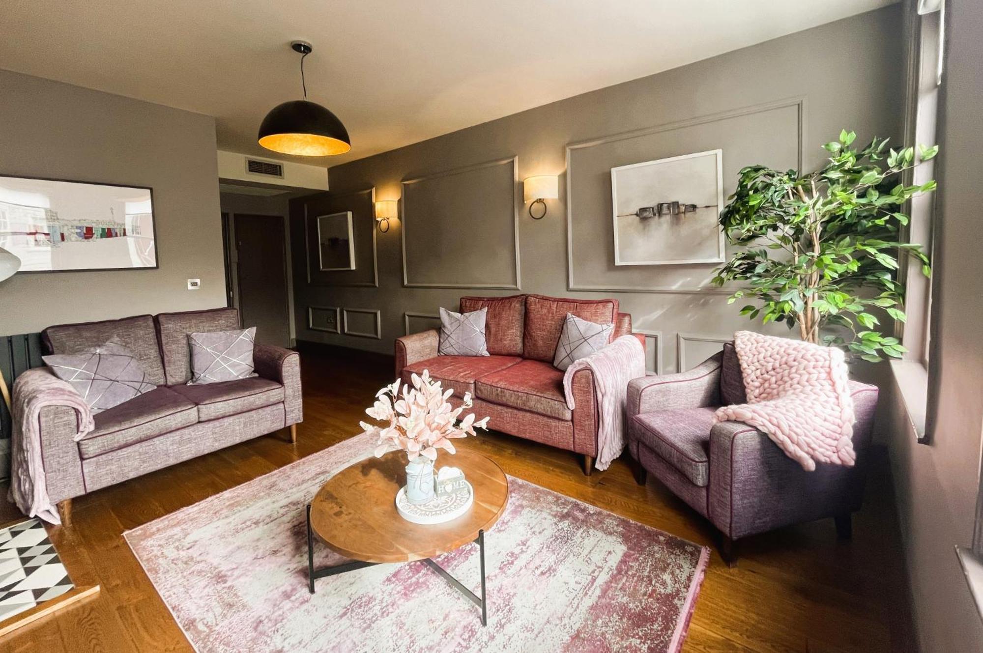The Lawrance Luxury Aparthotel - יורק מראה חיצוני תמונה