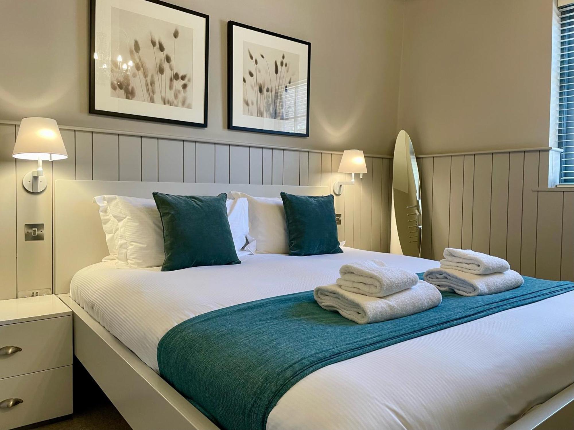The Lawrance Luxury Aparthotel - יורק מראה חיצוני תמונה